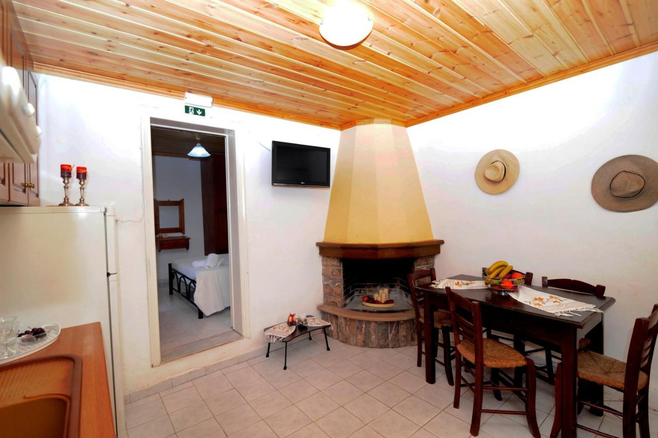 Vakantiehuis Traditional On The Hillside Of Antiperni Antipernoi